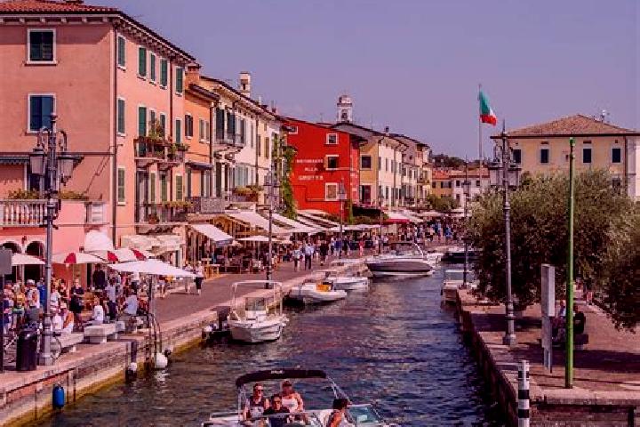 escort Lazise
