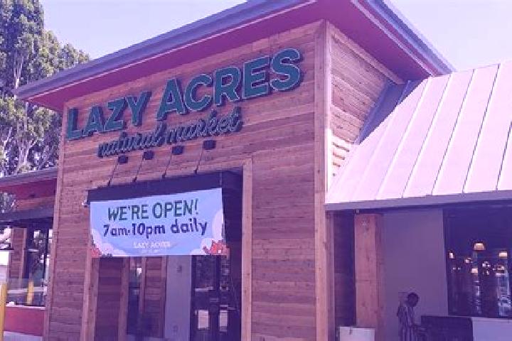 escort Lazy Acres