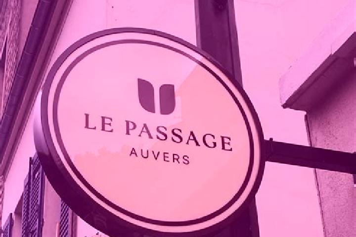 escort Le Passage