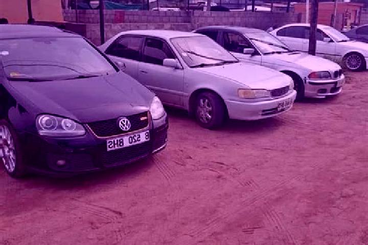 escort Lenchwe Le Tau