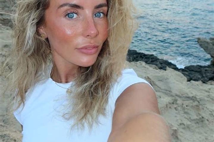 escort Leonie Hill