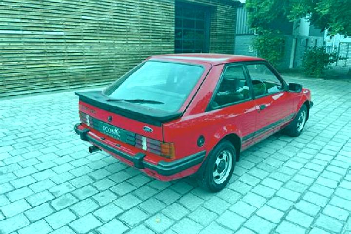 escort Lesina