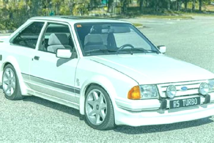 escort L Esquirol