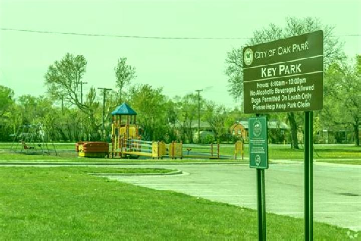 escort Level Park-Oak Park
