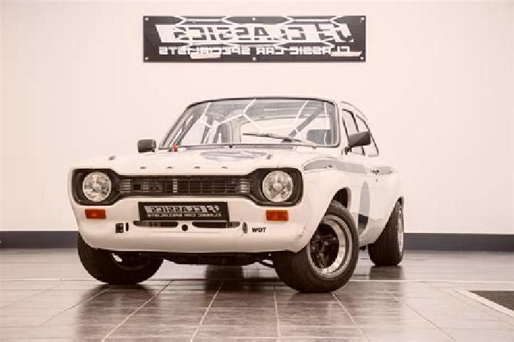 escort Ley Hill