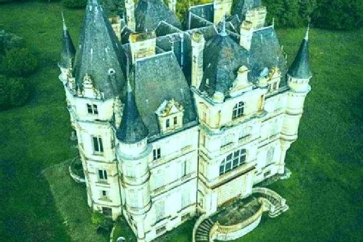 escort Ligny-le-Ribault