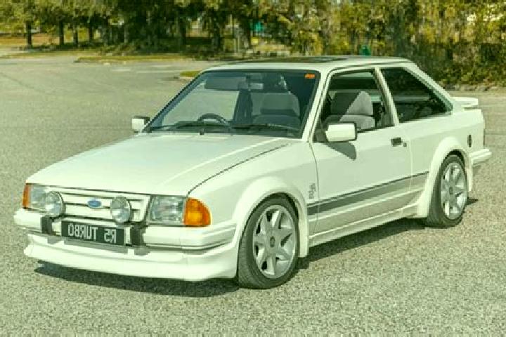 escort Liperi