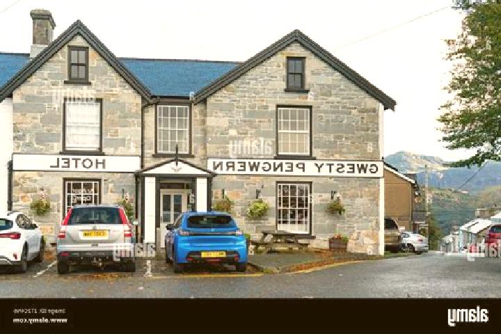 escort Llan Ffestiniog
