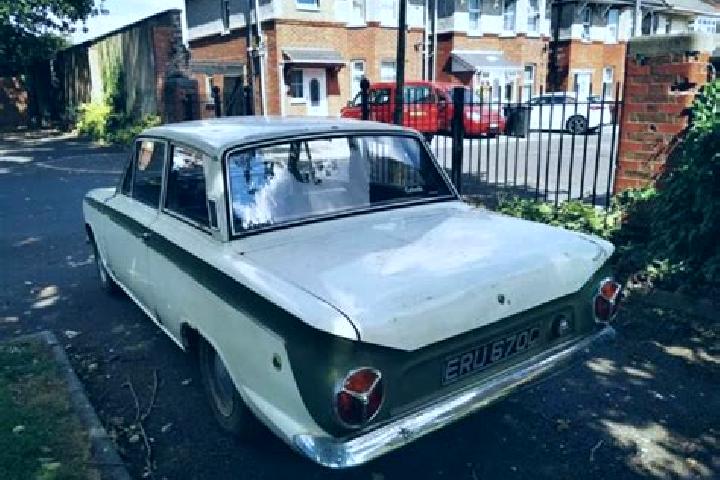 escort Llanelli