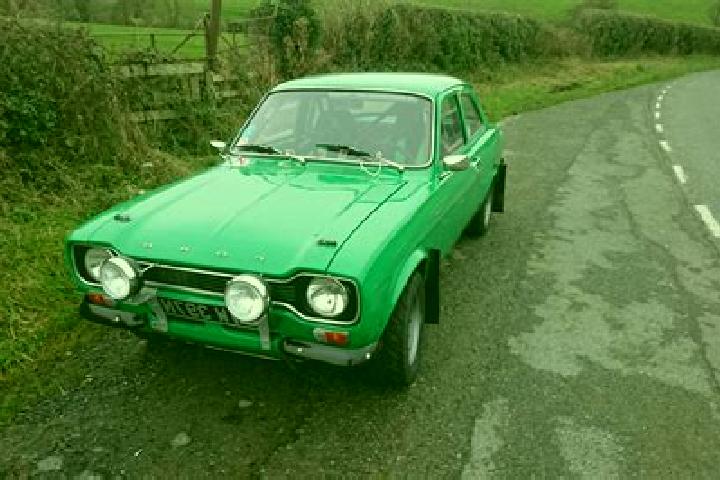 escort Llangefni