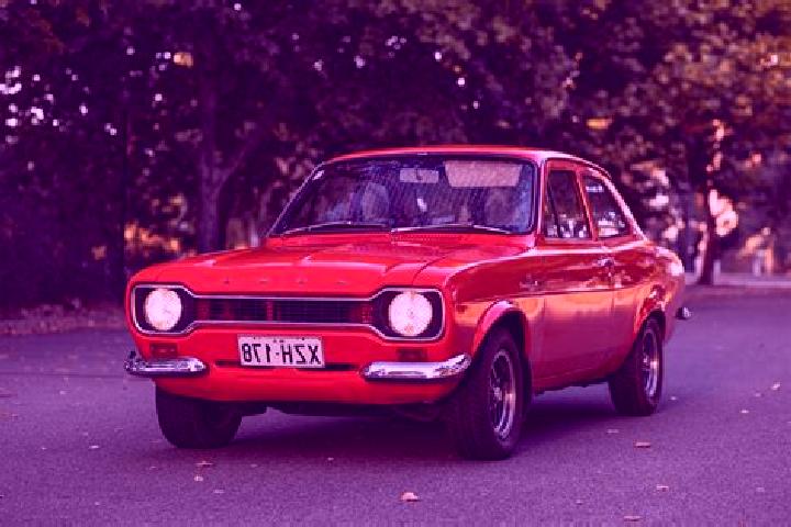 escort Loch Sport