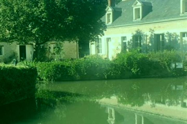 escort Loche-sur-Indrois