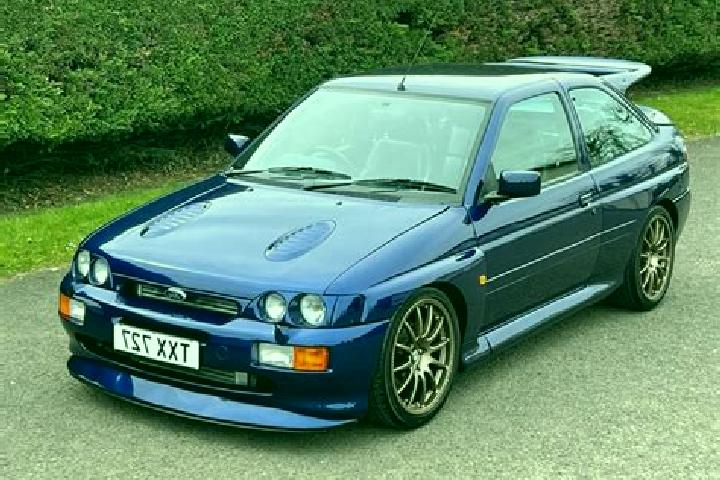 escort Loddon