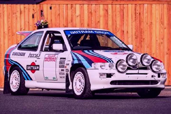 escort Lohnsburg