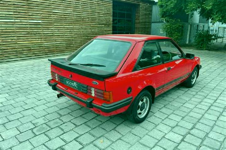 escort Lombron