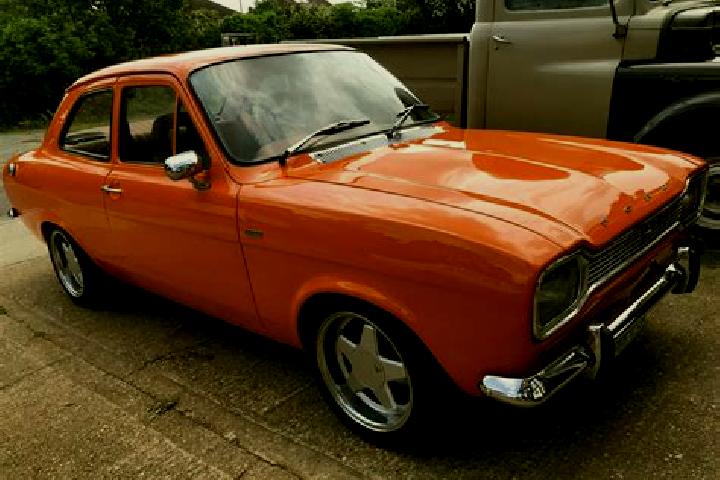 escort Longfield