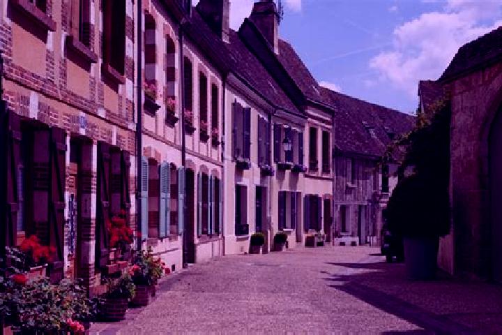 escort Longny-au-Perche