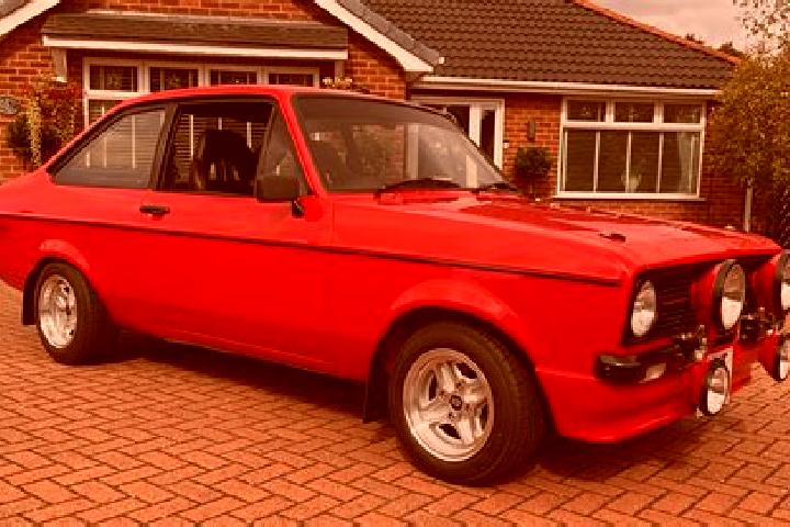 escort Lucindale