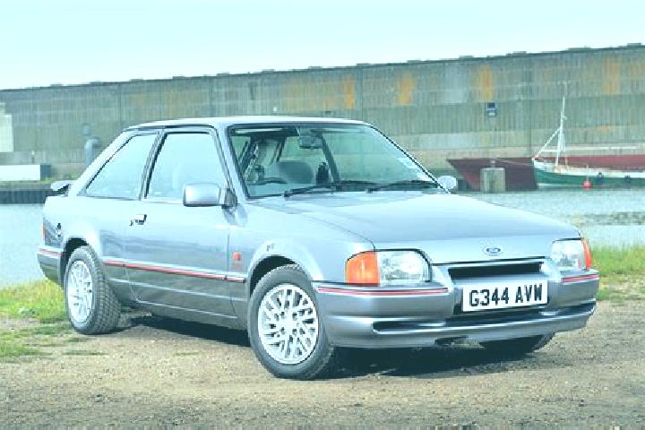 escort Luncsoara