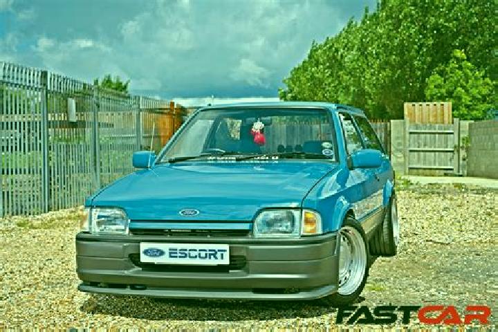 escort Lutopecny