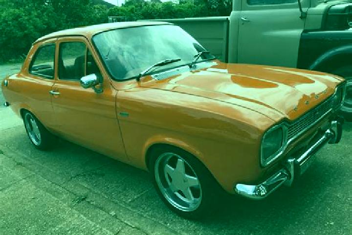 escort Luxem