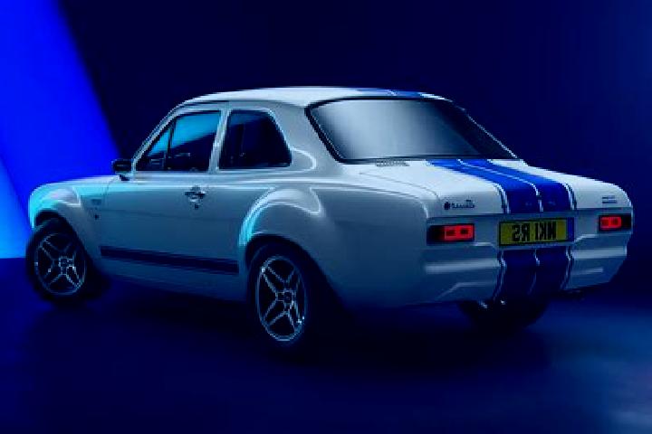 escort Maaspoort