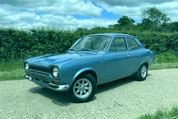 escort Mainling