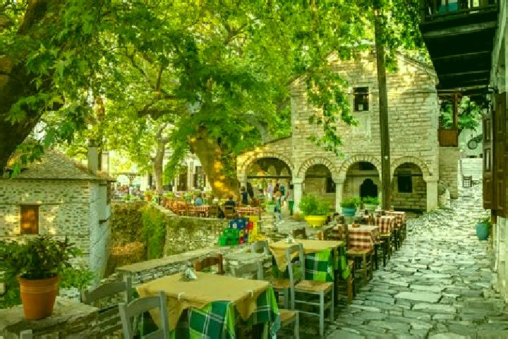 escort Makrinitsa