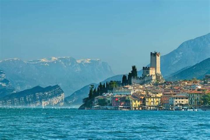 escort Malcesine