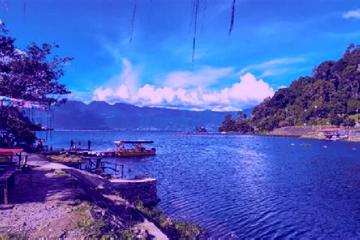 escort Maninjau