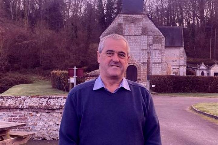 escort Manneville-la-Goupil