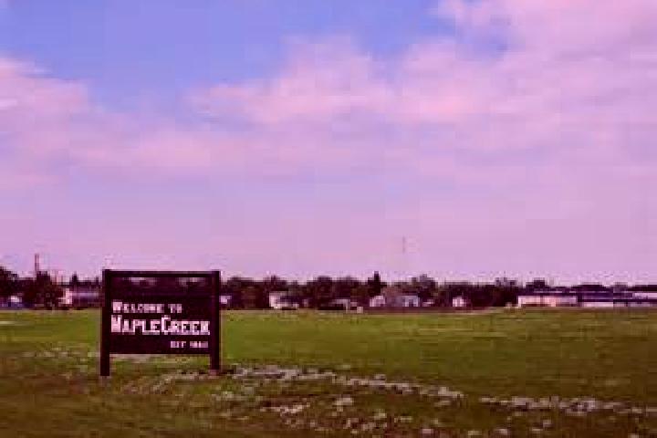 escort Maple Creek