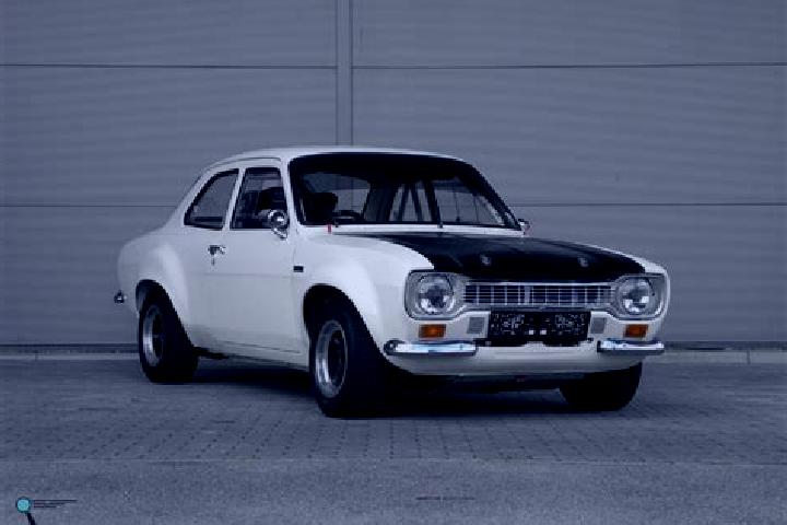 escort Maumbawa