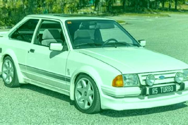 escort Mbouini