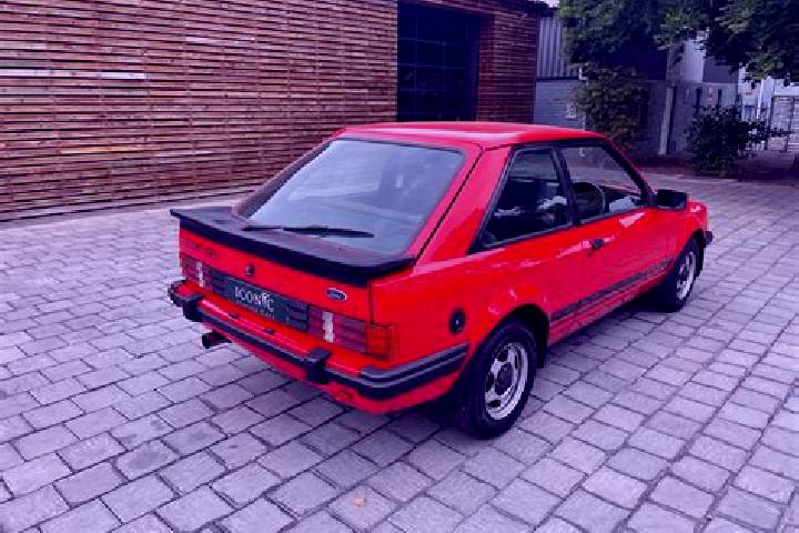 escort Medesano