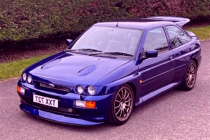 escort Middlemount