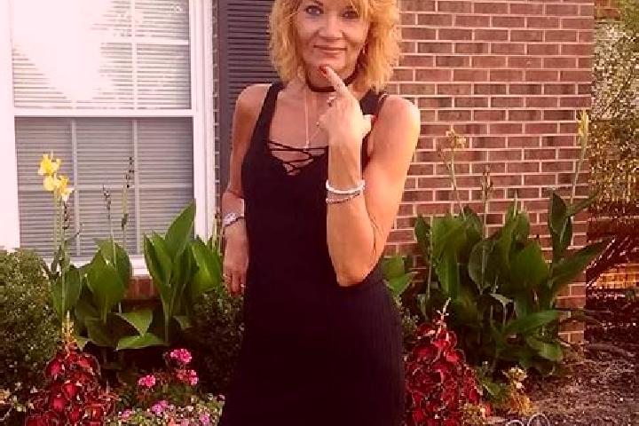 escort Mocksville