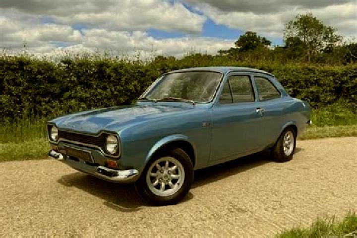 escort Mollington