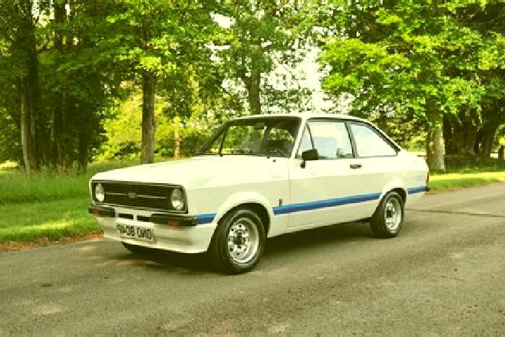 escort Moncrabeau