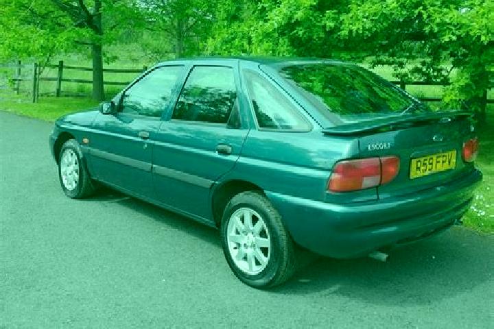 escort Mondevert
