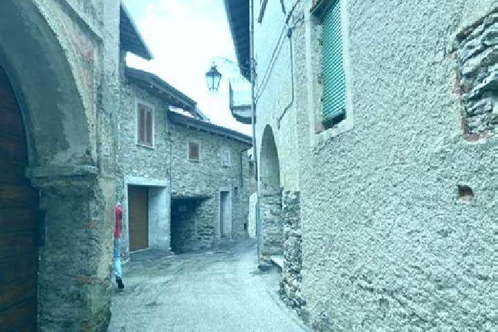 escort Montegrino Valtravaglia