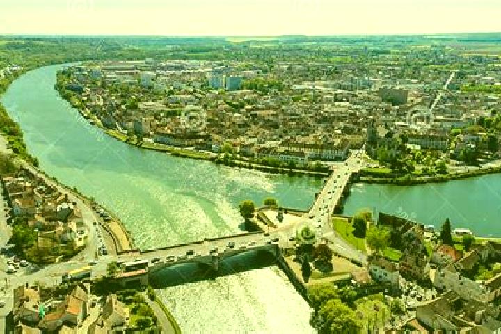 escort Montereau-Fault-Yonne