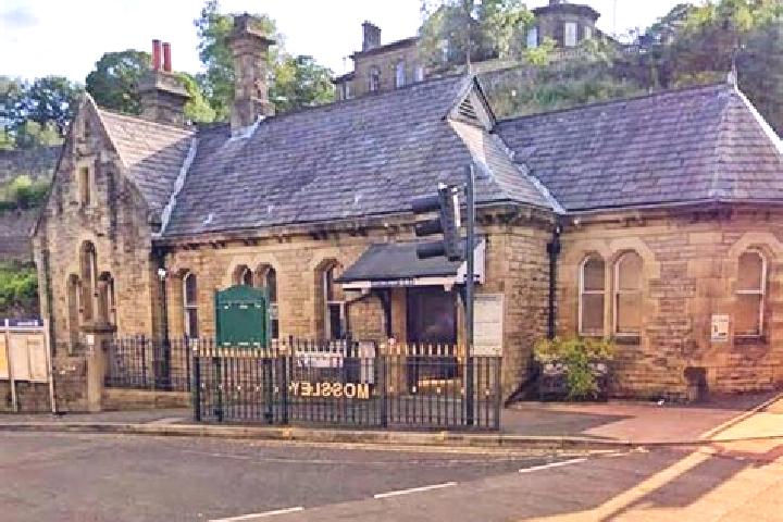 escort Mossley Hill