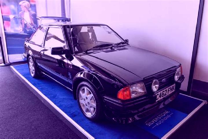 escort Mouldsworth