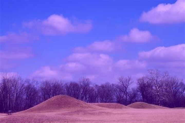 escort Mounds