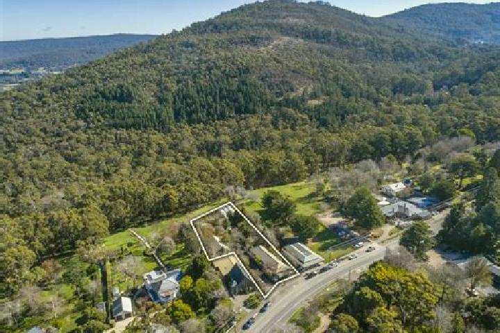 escort Mount Macedon