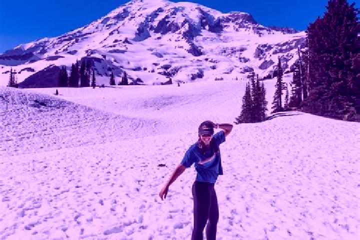 escort Mount Rainier
