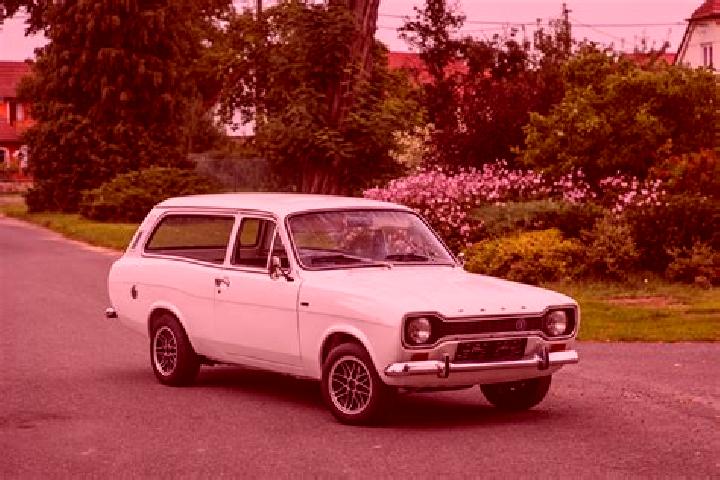 escort Moyross