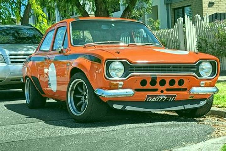 escort Mulhuddart
