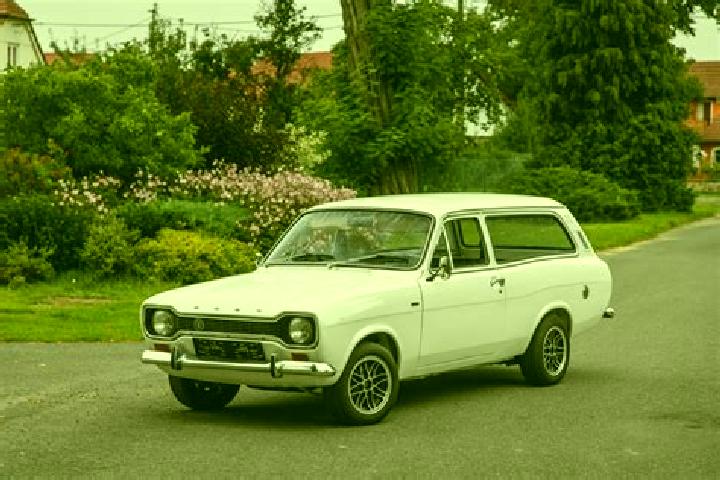 escort Mulukuku